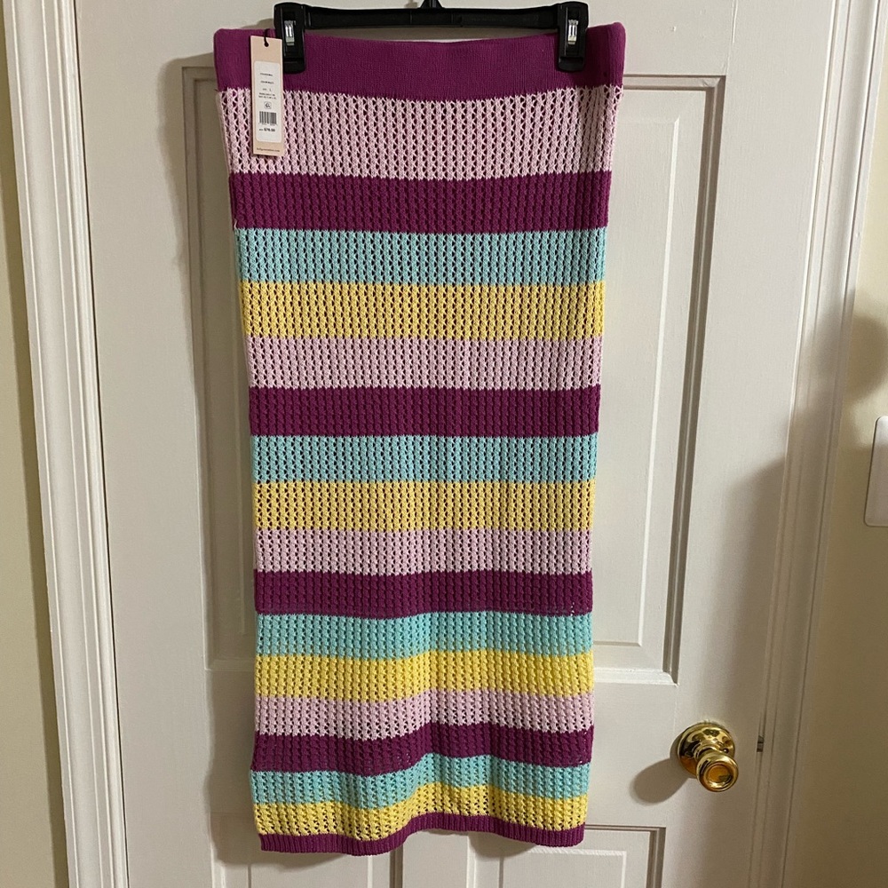 BCBG knit skirt